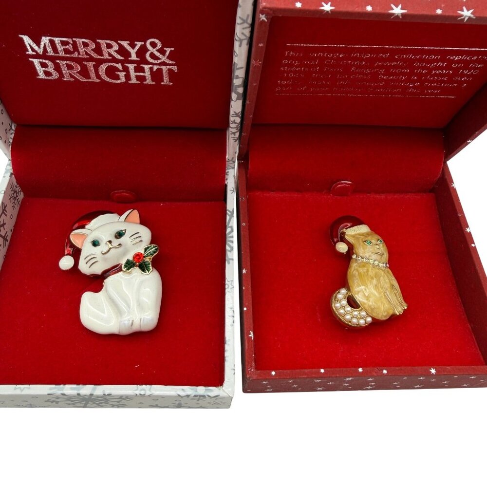 Merry & Bright Christmas‎ Cat brooches white enamel cat Tan cat NEW Holiday